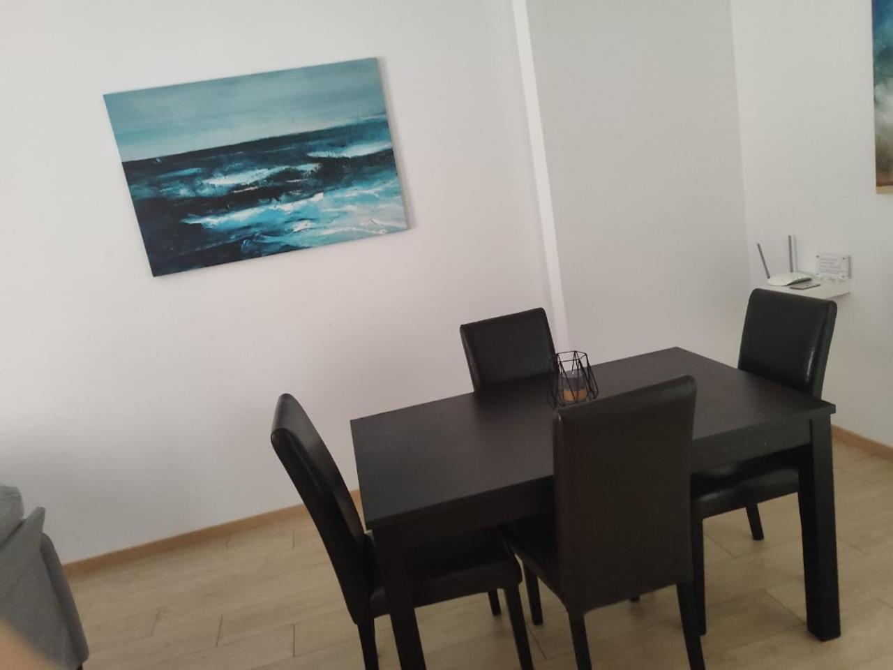 S & K Apartment Free Indoor Parking Aten Exteriör bild